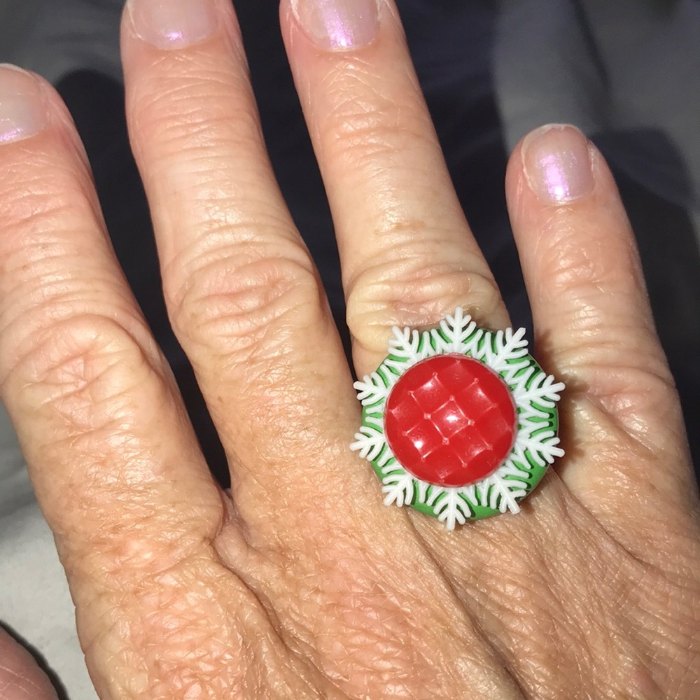Cute handmade ring.  Adjustable.